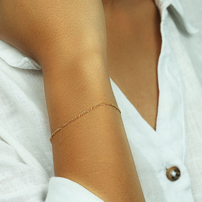 Slim Figaro Chain Bracelet